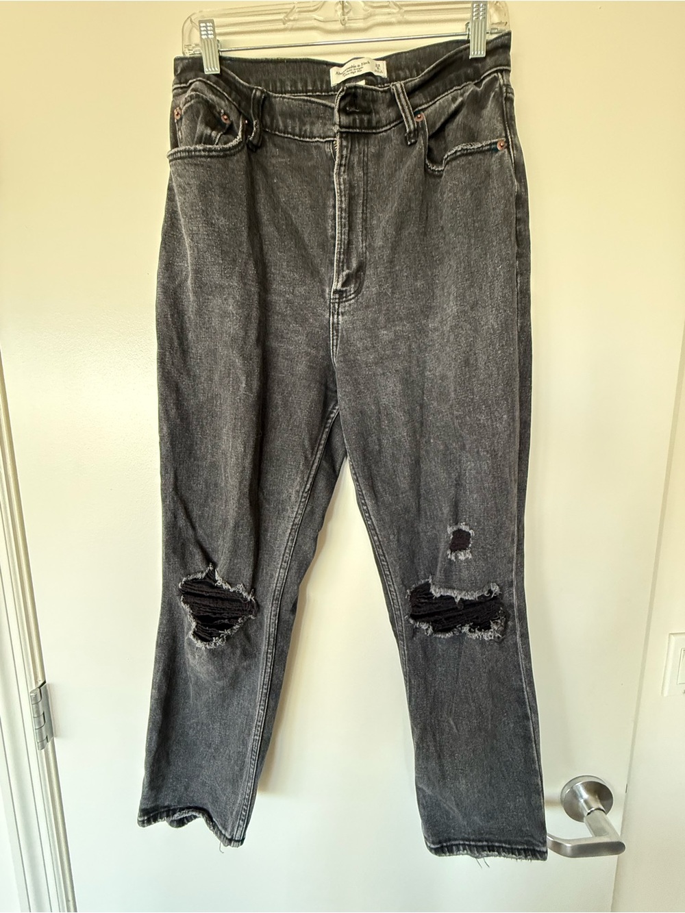 Abercrombie & Fitch Women's Black Washed Ripped Ankle Curve Love Jeans